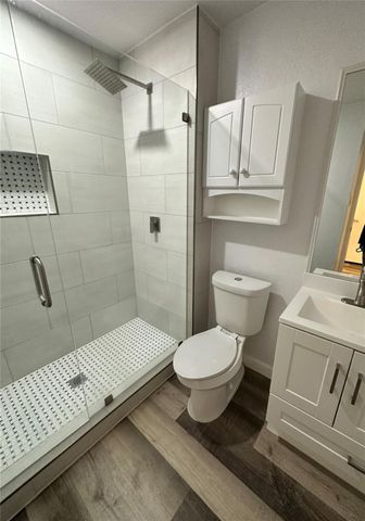 2400 Jupiter Road 6, Plano, TX 75074