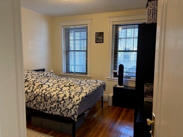 1758 Commonwealth Ave 4, Boston, MA 02135