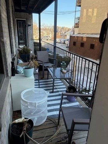 1758 Commonwealth Ave 4, Boston, MA 02135