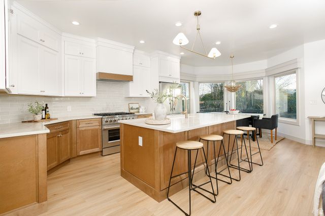 1203 W MAKIYA CIR, South Jordan, UT 84095