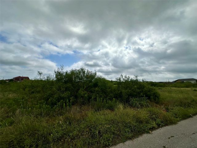 175 El Dorado DR, Kyle, TX 78640