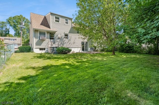 10 Whitman St, Bloomfield Twp., NJ 07003