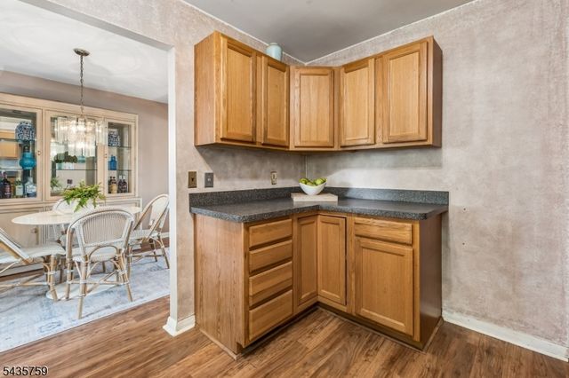 10 Whitman St, Bloomfield Twp., NJ 07003