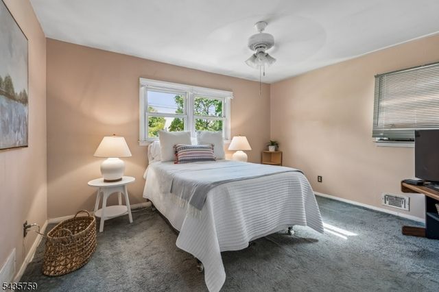 10 Whitman St, Bloomfield Twp., NJ 07003