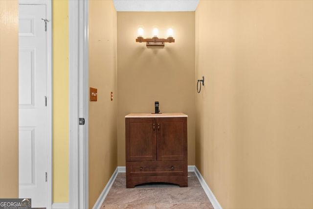 156 Biltmore Lane, Dallas, GA 30157