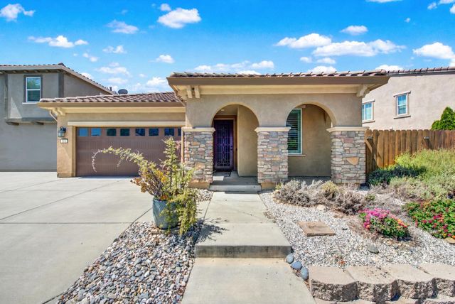 373 Anchorage Dr, Vacaville, CA 95687