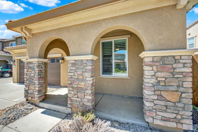 373 Anchorage Dr, Vacaville, CA 95687