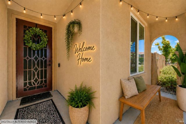 373 Anchorage Dr, Vacaville, CA 95687