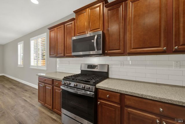 373 Anchorage Dr, Vacaville, CA 95687