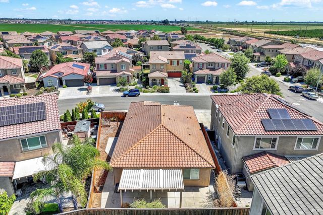 373 Anchorage Dr, Vacaville, CA 95687