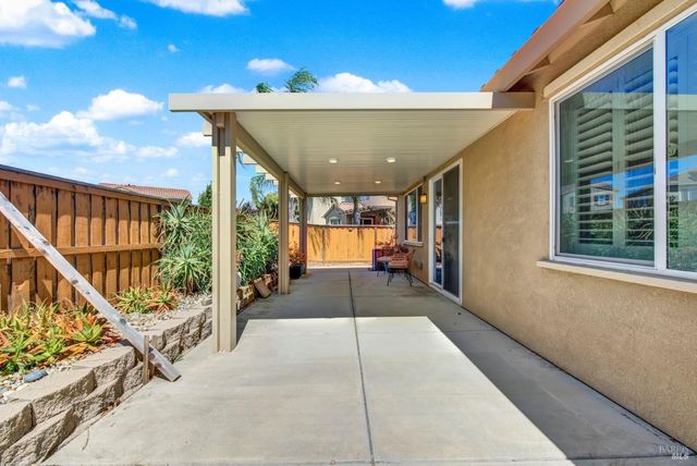373 Anchorage Dr, Vacaville, CA 95687