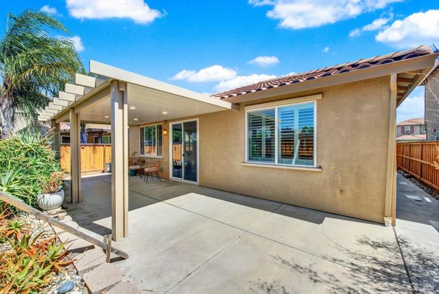 373 Anchorage Dr, Vacaville, CA 95687
