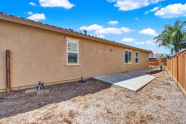 373 Anchorage Dr, Vacaville, CA 95687