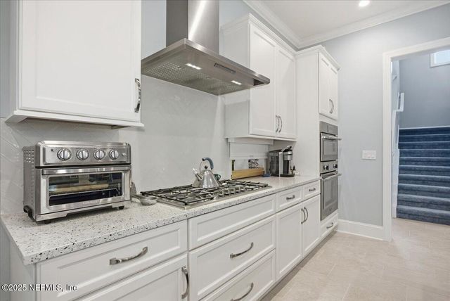 4 SUMMER Court, Jacksonville Beach, FL 32250