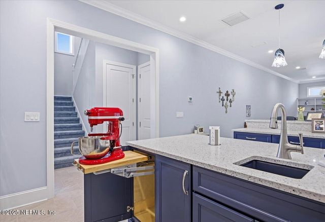 4 SUMMER Court, Jacksonville Beach, FL 32250