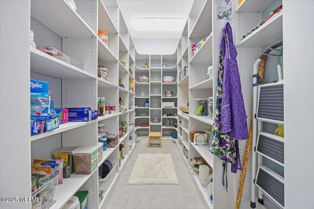 4 SUMMER Court, Jacksonville Beach, FL 32250