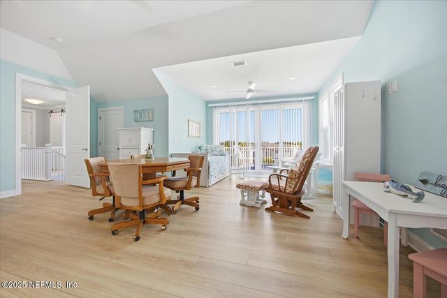 4 SUMMER Court, Jacksonville Beach, FL 32250