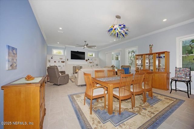 4 SUMMER Court, Jacksonville Beach, FL 32250