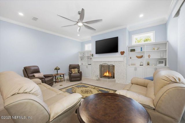 4 SUMMER Court, Jacksonville Beach, FL 32250