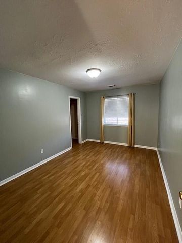 12211 Meadow Park Court, Meadows Place, TX 77477