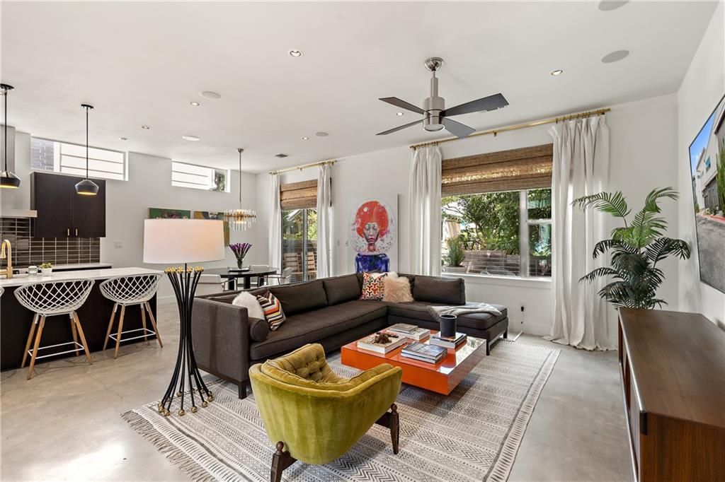 2105 Goodrich Ave 2, Austin, TX 78704