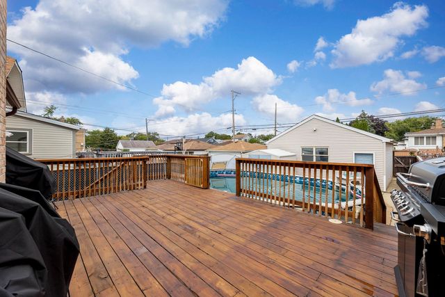 7408 W Addison Street, Chicago, IL 60634