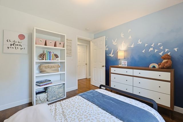 96 Glenfield Rd, North Attleboro, MA 02760