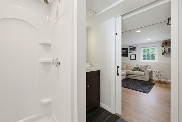96 Glenfield Rd, North Attleboro, MA 02760