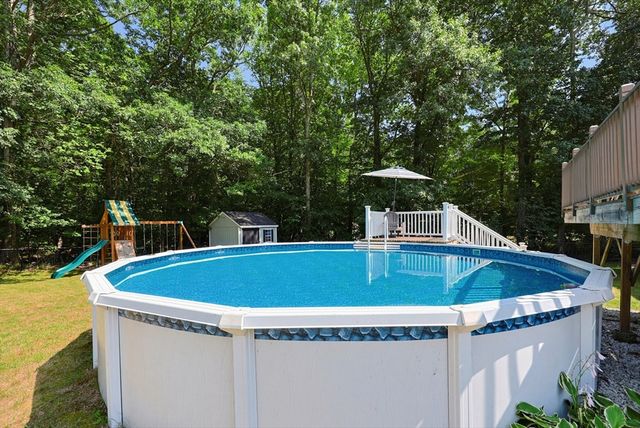 96 Glenfield Rd, North Attleboro, MA 02760