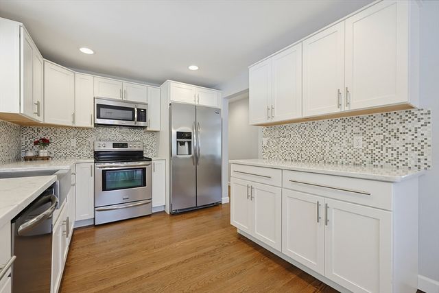 96 Glenfield Rd, North Attleboro, MA 02760