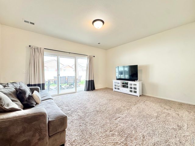 1006 Muntjac St, Severance, CO 80550