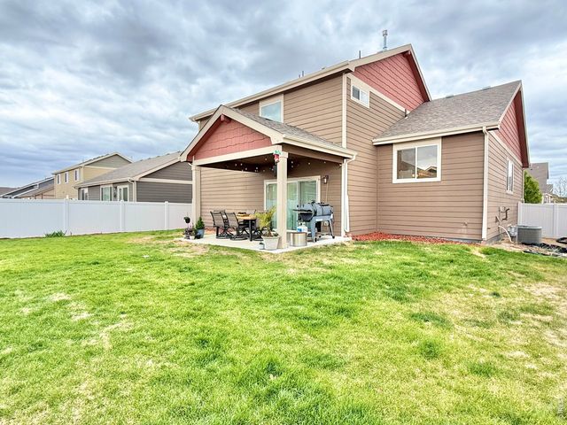 1006 Muntjac St, Severance, CO 80550