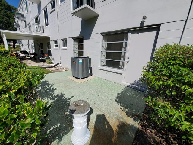 2461 RHODESIAN DRIVE 19, Clearwater, FL 33763