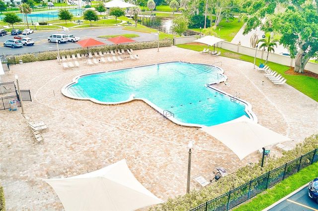 2461 RHODESIAN DRIVE 19, Clearwater, FL 33763