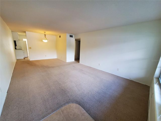 2461 RHODESIAN DRIVE 19, Clearwater, FL 33763