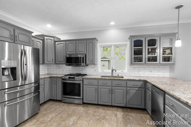 7316 Tylerwood Court, Hudsonville, MI 49426