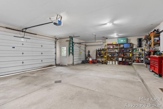 7316 Tylerwood Court, Hudsonville, MI 49426