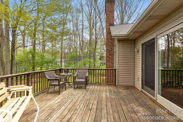 7316 Tylerwood Court, Hudsonville, MI 49426