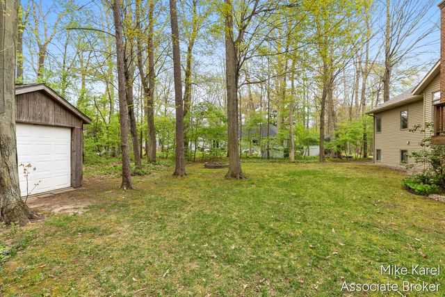 7316 Tylerwood Court, Hudsonville, MI 49426