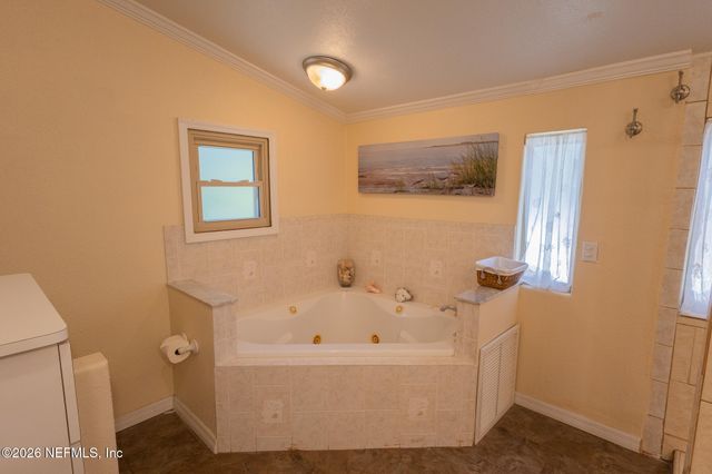185 KINGFISH Road, Pomona Park, FL 32181