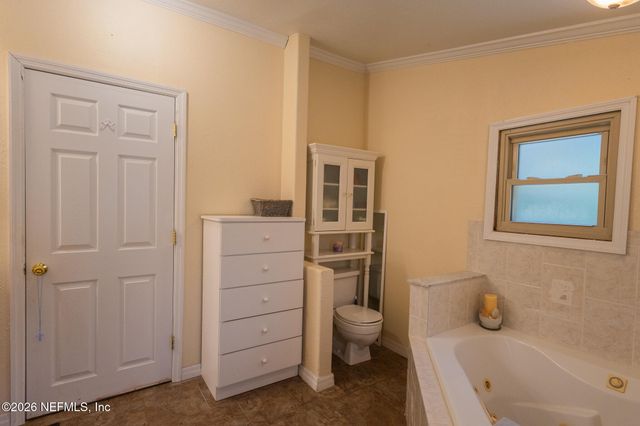 185 KINGFISH Road, Pomona Park, FL 32181