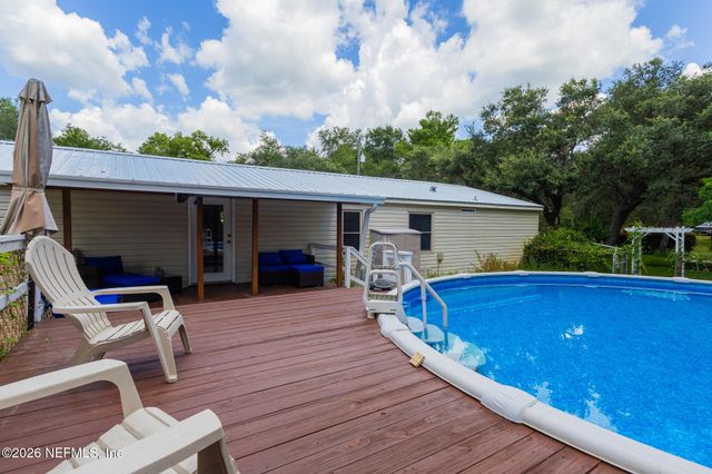 185 KINGFISH Road, Pomona Park, FL 32181