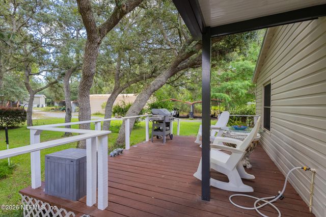 185 KINGFISH Road, Pomona Park, FL 32181