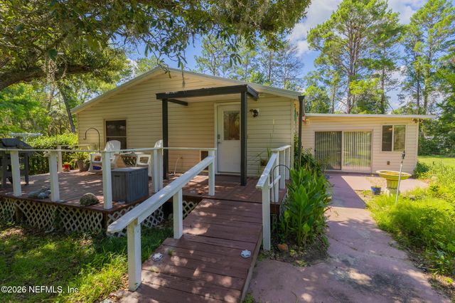 185 KINGFISH Road, Pomona Park, FL 32181