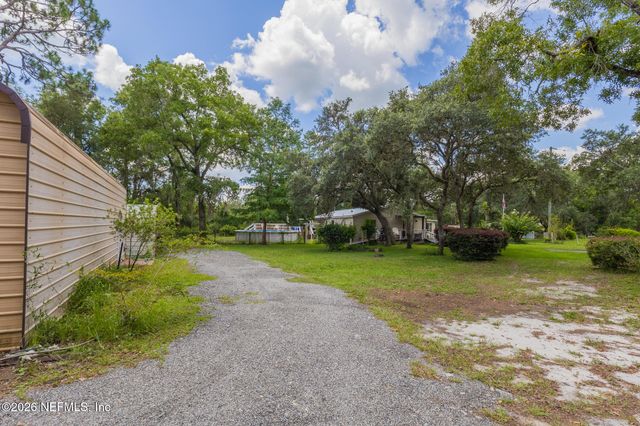 185 KINGFISH Road, Pomona Park, FL 32181