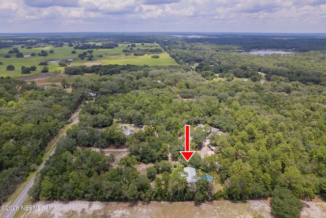 185 KINGFISH Road, Pomona Park, FL 32181