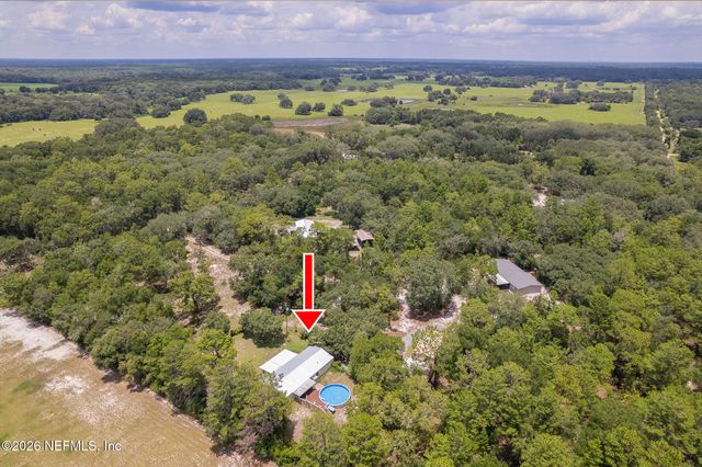 185 KINGFISH Road, Pomona Park, FL 32181