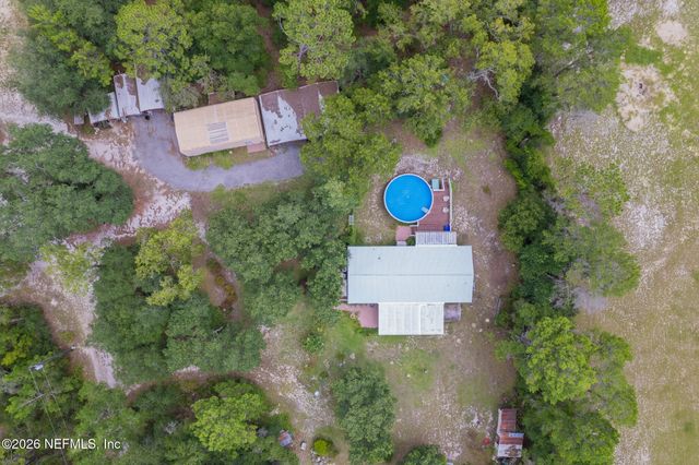 185 KINGFISH Road, Pomona Park, FL 32181