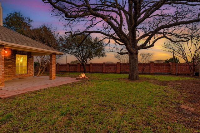 833 Tealwood Circle, Flower Mound, TX 75028