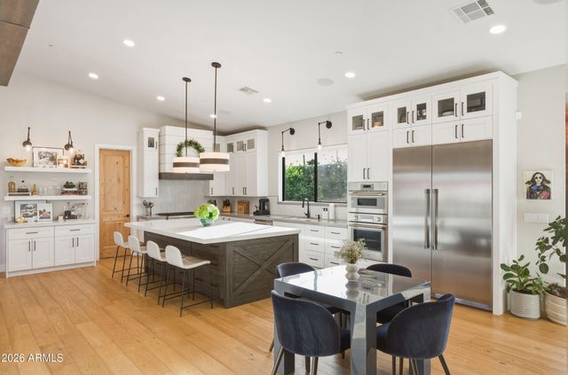 5302 N 68TH Place, Paradise Valley, AZ 85253